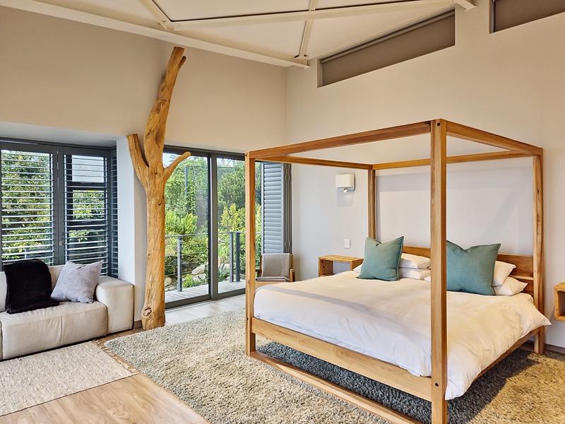 5 Bedroom Property for Sale in Bakoven Western Cape